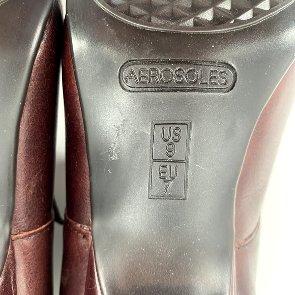 Aerosoles Soto Album Pumps Womens Sz 9 Brown Leather Buckle Whipstitch Cap Toe - Picture 10 of 11